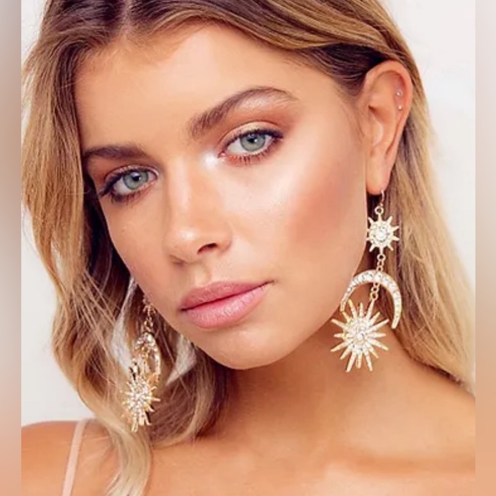 Boho Moon Sun Pattern Rhinestone Decor Dangle Earrings